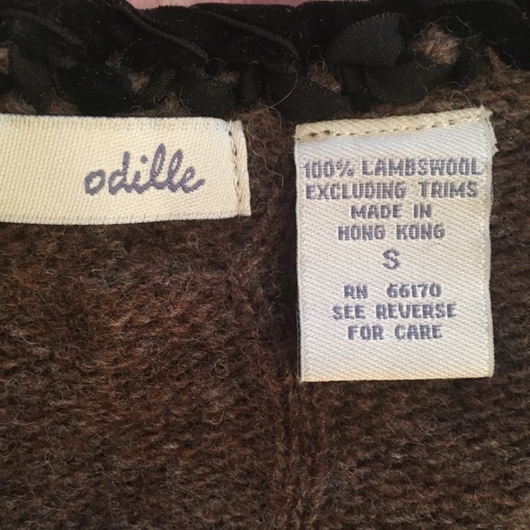 Beautiful brown Odille lambswool cardigan sweater. - Picture 3 of 4